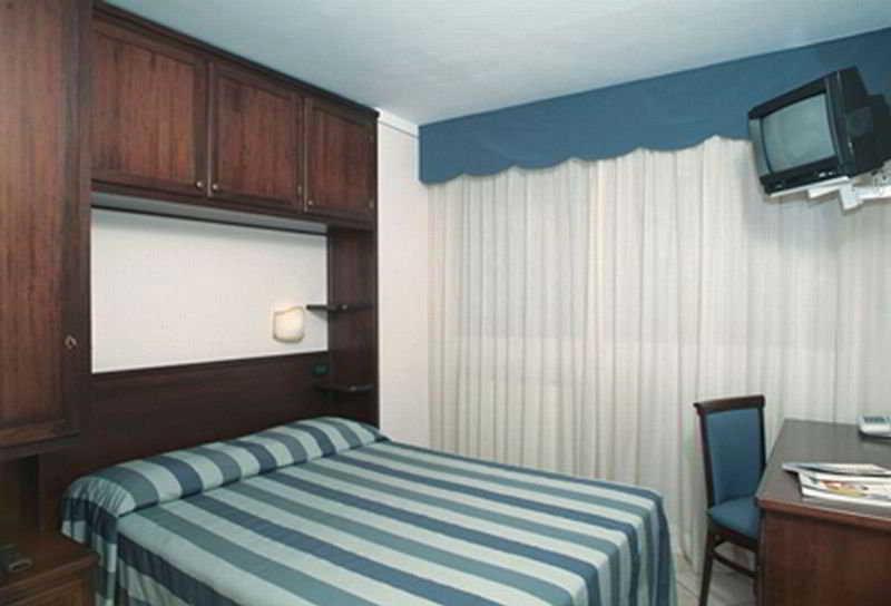 ססטריארה Hotel Sud Ovest מראה חיצוני תמונה